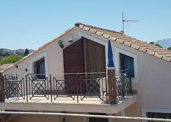Mansarda Camelie Via Dei Normanni, 45 Vakantiehuis Campofelice Di Roccella